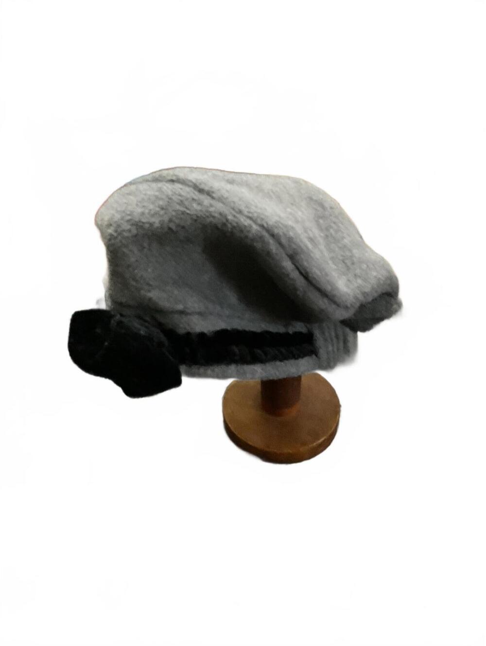 Soft Gray Beret with Black Velvet Bow/Flower Girls Size 3T